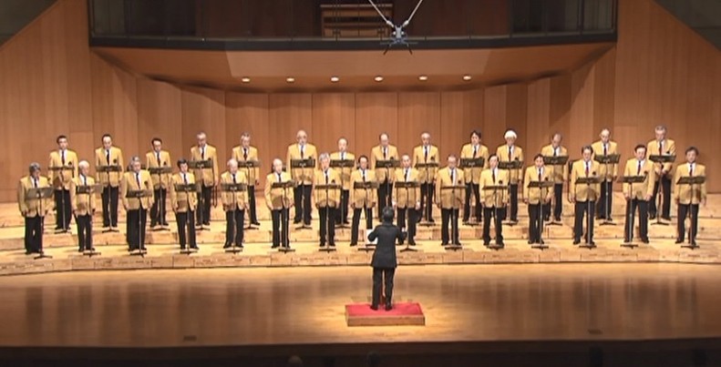 クールビア演奏風景